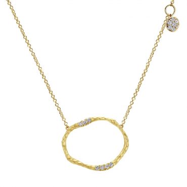 Gold and Diamond Necklace P1030