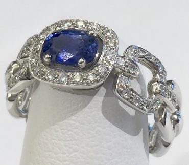 Diamond, Sapphire and Gold Ring R1064