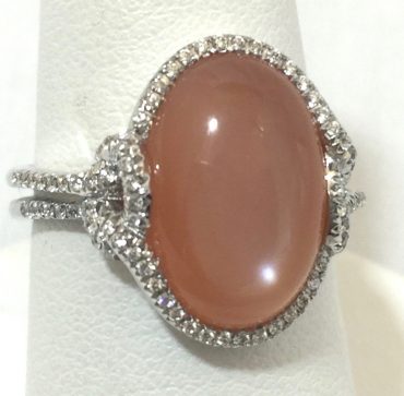 Gold, Diamond and Chalcedony Ring R1035