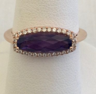 Gold, Diamond and Amethyst Ring R1036