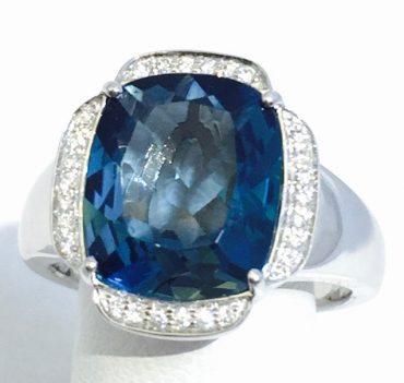Gold, Diamond and Blue Topaz Ring R1038