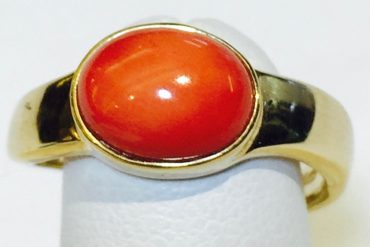 Gold and Coral Ring R 1054