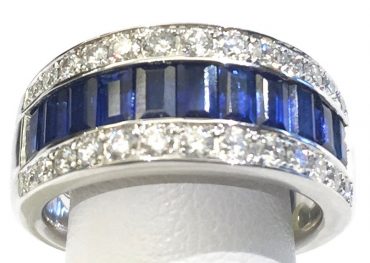 Diamond, Sapphire and Gold Ring R1071
