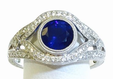 Diamond, Sapphire and Gold Ring R1072