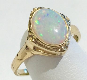 Opal and Gold Ring R1086