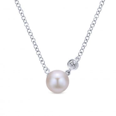Pearl, Diamond and Sterling Silver Pendant SS1082